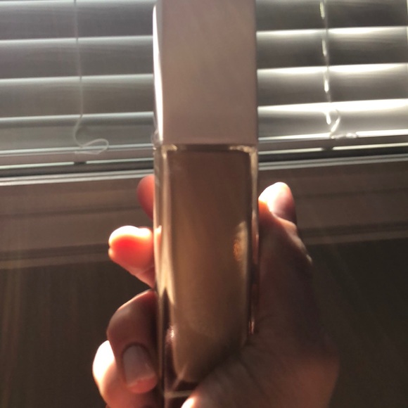 maybelline foundation - Picture 2 of 3